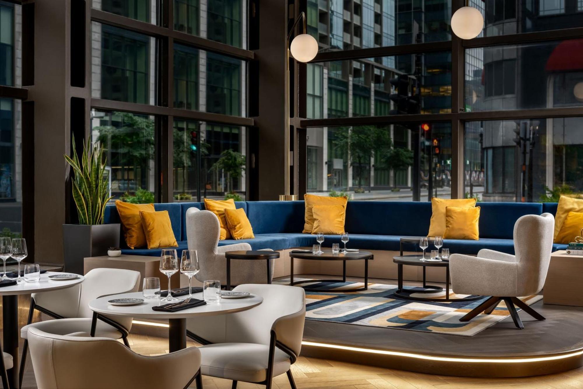 Le Centre Sheraton Montreal Hotel Exterior foto